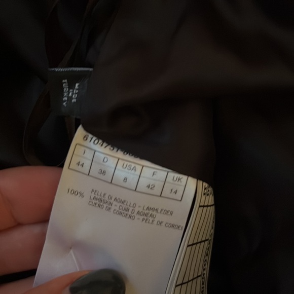 Hugo Boss Chocolate Brown 100% Leather Skirt—size 8 - Picture 3 of 4